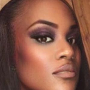 Meet your Posher, Mercedes